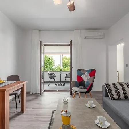 Sanja Premium ポレッチ