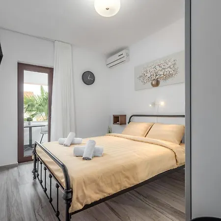 Sanja Premium Apartamento *