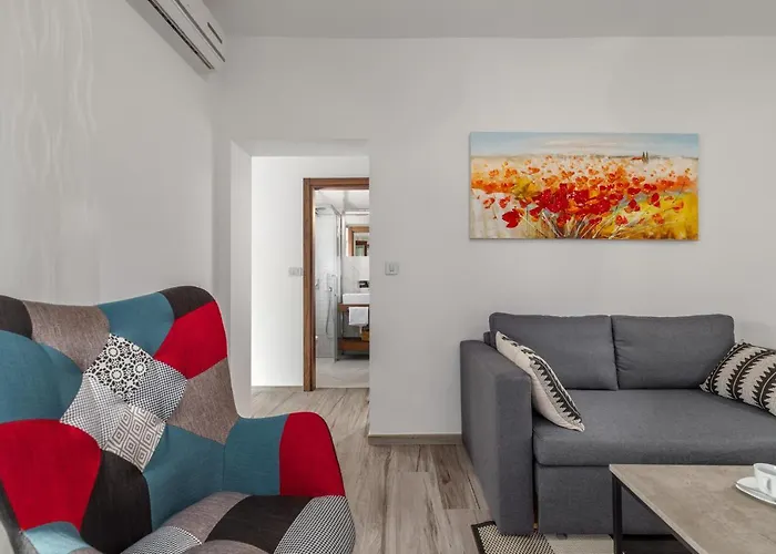 Sanja Premium Apartamento *