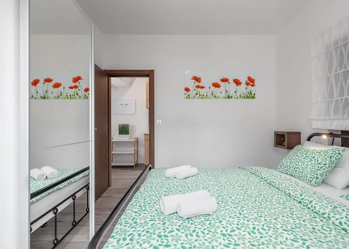 アパート Sanja Premium *