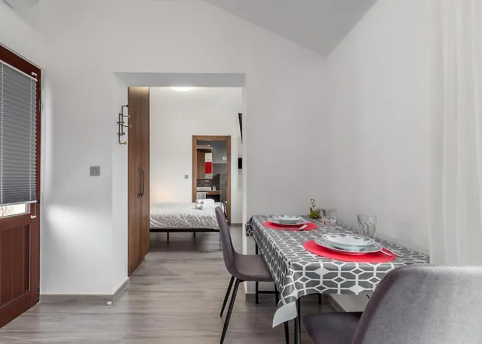 Sanja Premium 포레치